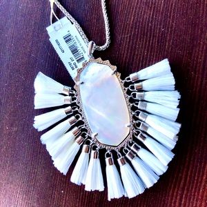 Kendra Scott Betsy Necklace